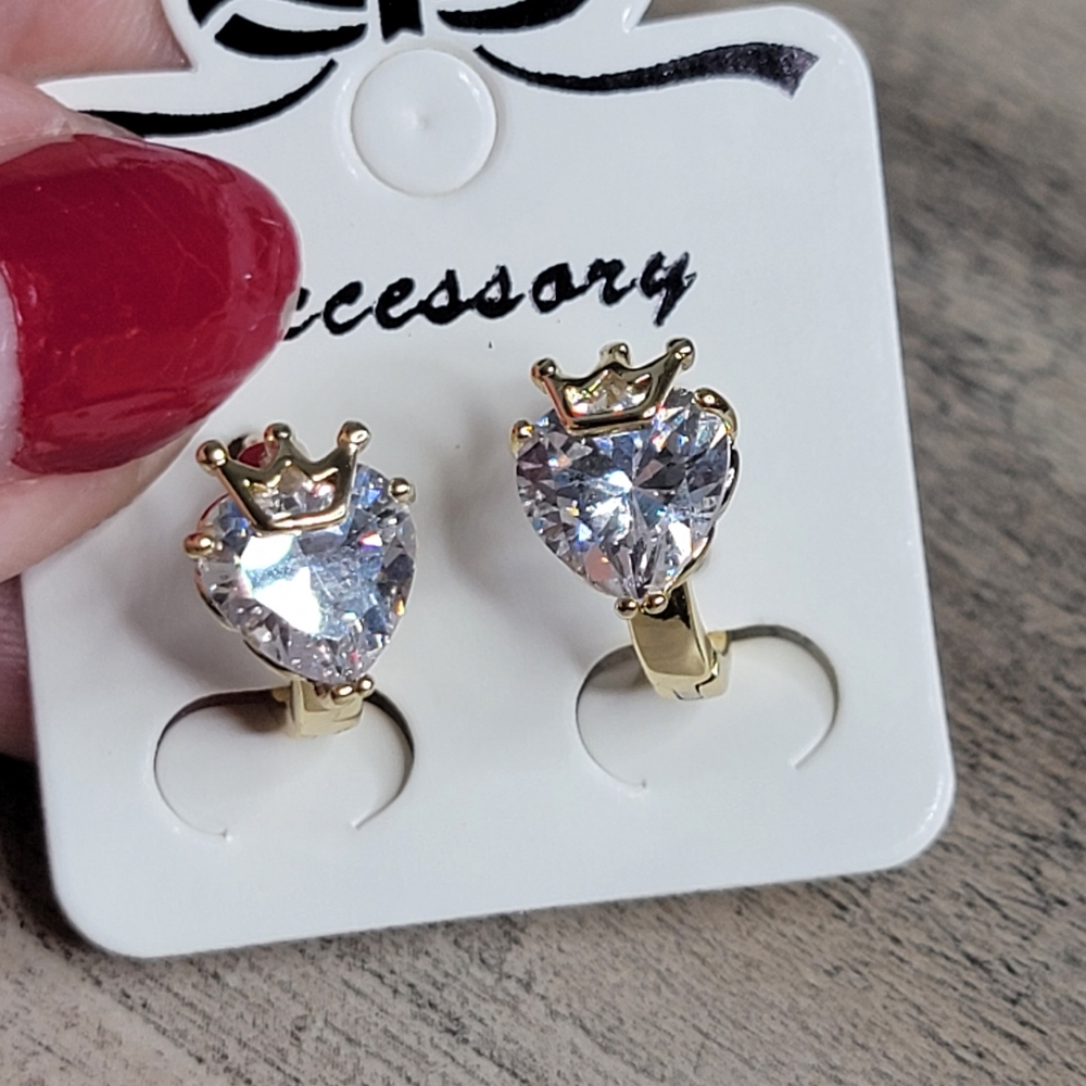 Gold queen crown huggies hoop earrings Valentines Day Crystal  20mm *